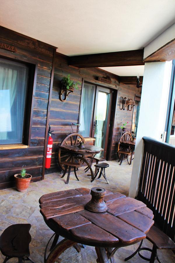 Hotel Sokay Tryavna Exterior foto