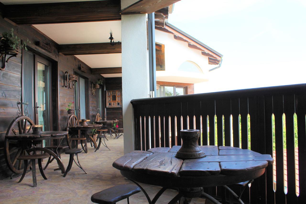 Hotel Sokay Tryavna Exterior foto